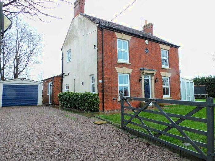 4 Bedroom Detached House For Sale In Whaplode St Catherines, Lincolnshire, PE12