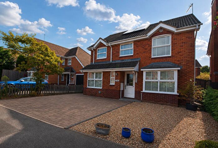 4 Bedroom Detached House For Sale In Longmeadow, Wootton Fields, Northampton, NN4