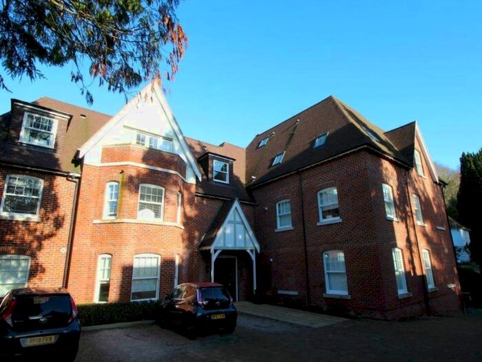 2 Bedroom Flat To Rent In Glenferness Avenue, Talbot Woods, Bournemouth, BH4