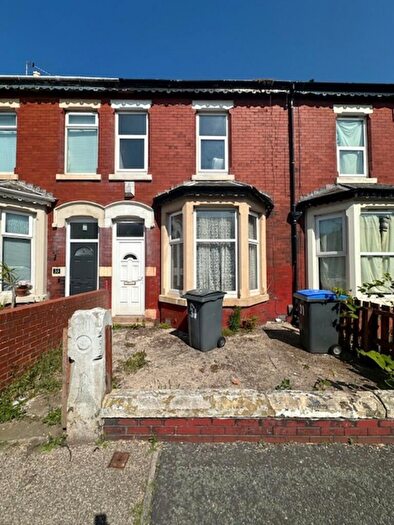 3 Bedroom Terraced House For Sale In Cambridge Road, Blackpool, FY1