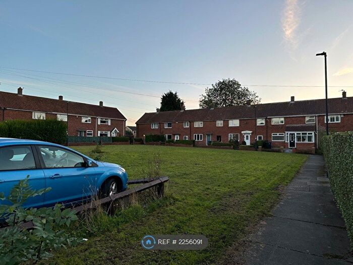 2 Bedroom Terraced House To Rent In Haydon Place, Newcastle Upon Tyne, NE5