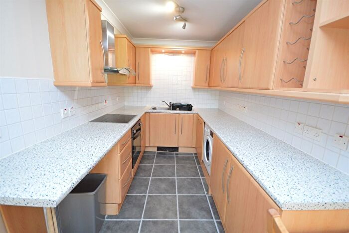 2 Bedroom Flat For Sale In Heaton Gardens, Heaton Moor Road, Heaton Moor, SK4
