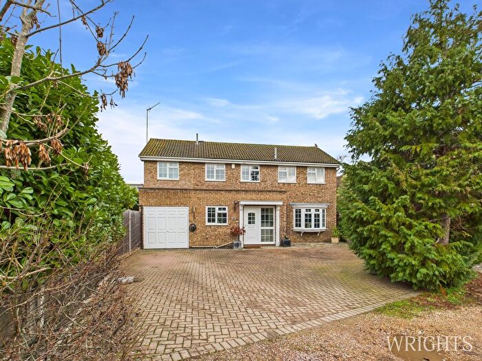 4 Bedroom Detached House For Sale In The Shaws, Welwyn Garden City, AL7