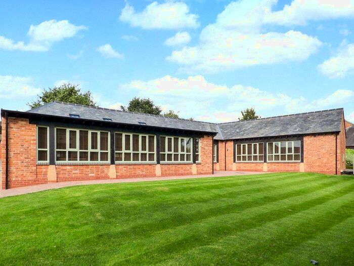 3 Bedroom Bungalow To Rent In Upper Court, Hardwick Business Park, Noral Way, Banbury, OX16