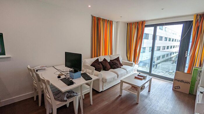 1 Bedroom Property To Rent In Invicta, Bristol, BS1