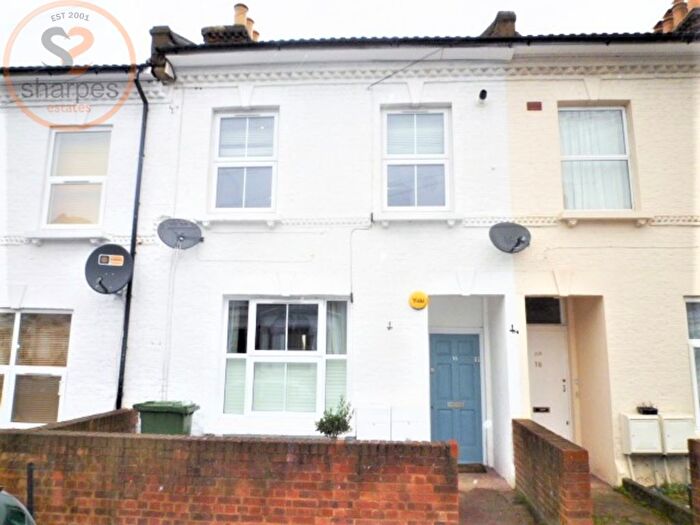 2 Bedroom Flat To Rent In Finborough Road, Tooting, London, SW17