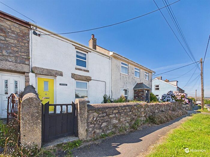 2 Bedroom Property For Sale In Canonstown, Hayle, TR27