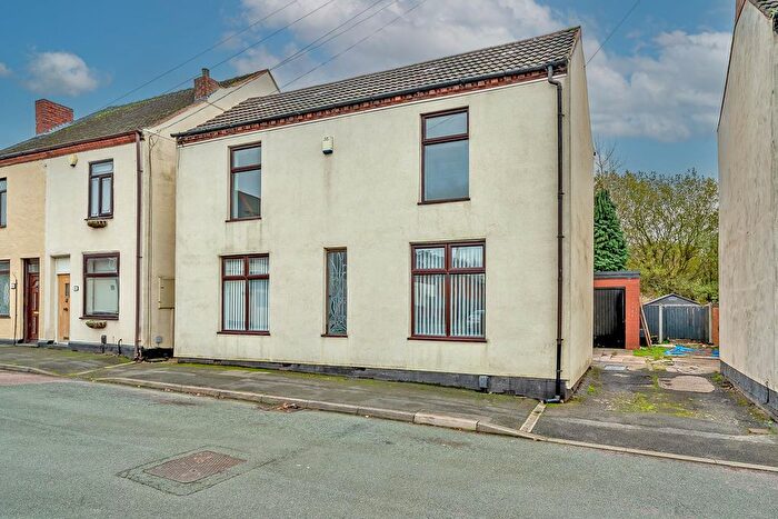 3 Bedroom Detached House For Sale In Queen Street, Walsall Wood, Walsall, WS9