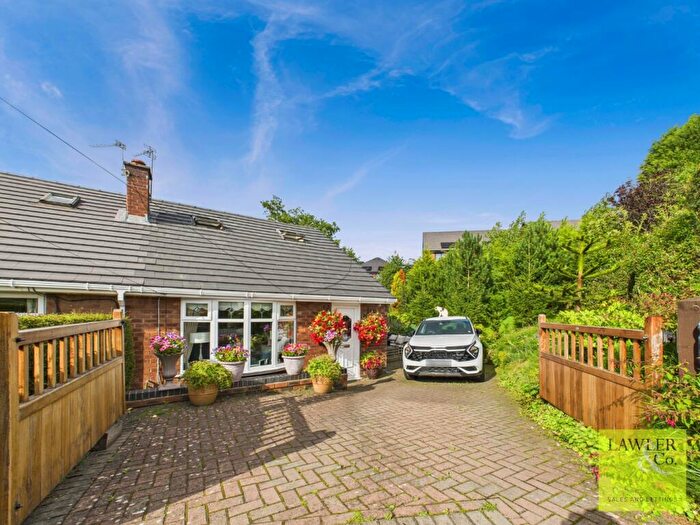 2 Bedroom Semi-Detached Bungalow For Sale In Brabyns Road, Hyde, SK14