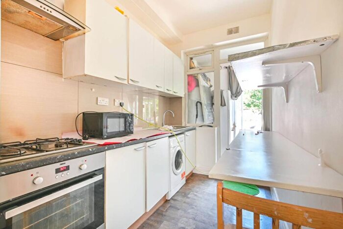 4 Bedroom Flat To Rent In .Ecclestone Place, Wembley Park, Wembley, HA9