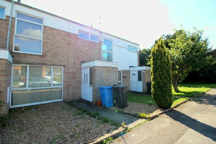 3 Bedroom Terraced House To Rent In Fountains Road, Ipswich, IP2