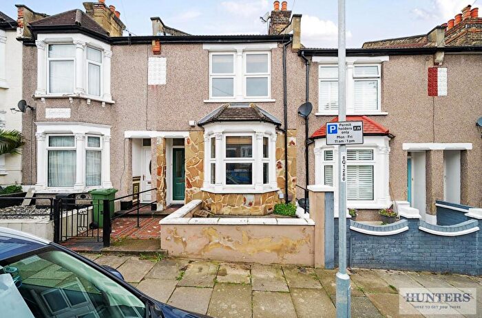 3 Bedroom Terraced House To Rent In Shieldhall Street, Abbey Wood, SE2