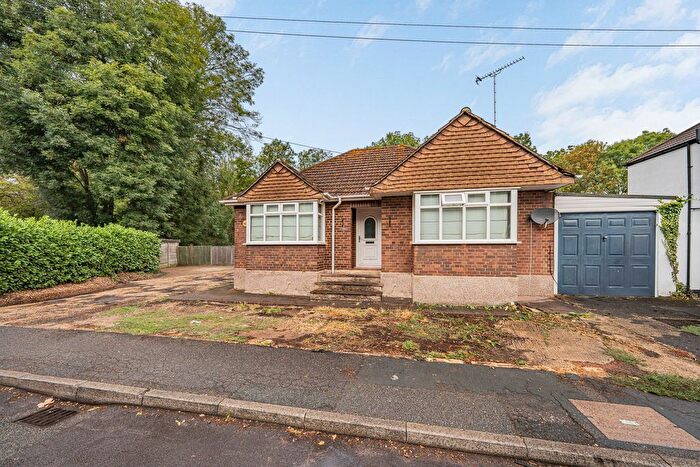 2 Bedroom Bungalow For Sale In Medlake Road, Egham, TW20