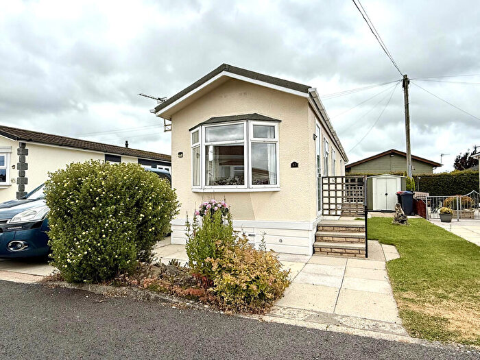 2 Bedroom Park Home For Sale In The Close, Wyre Vale Park, Garstang, PR3