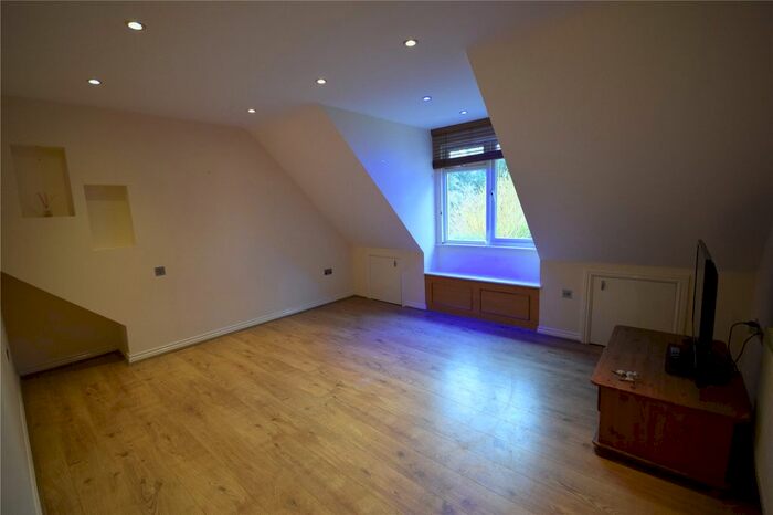 1 Bedroom Property To Rent In Finchampstead Road, Finchampstead, Wokingham, Berkshire, RG40