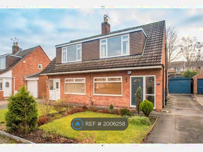 3 Bedroom Semi-Detached House To Rent In Linton Grove, Leeds, LS17