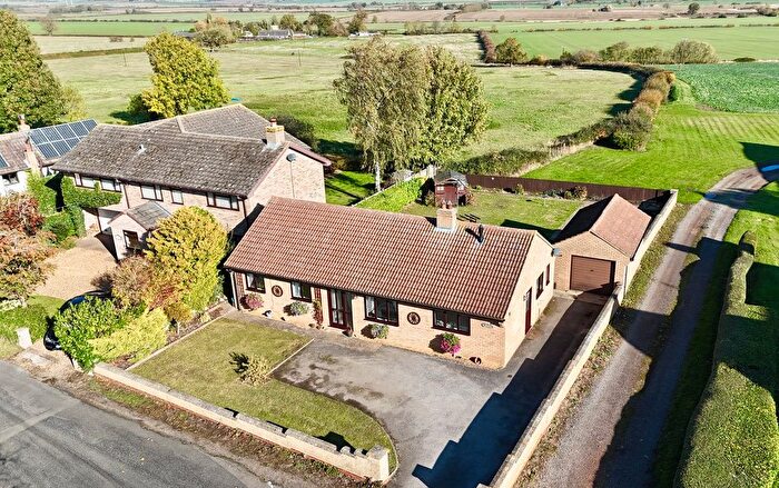 3 Bedroom Detached Bungalow For Sale In Hamerton Road, Buckworth, Huntingdon, PE28