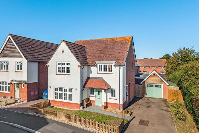 4 Bedroom Detached House For Sale In Bridge Keepers Way, Hardwicke, Gloucester, GL2