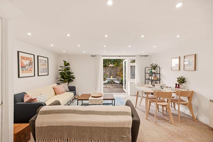2 Bedroom End Terrace House For Sale In Cooksley Road, Bristol, BS5