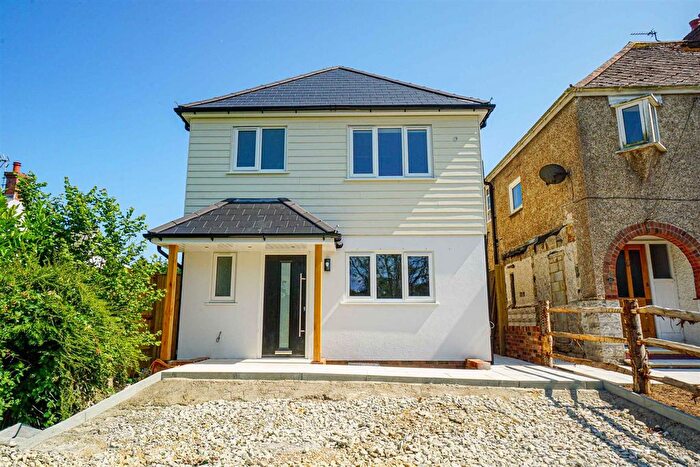 3 Bedroom Detached House For Sale In Westfield Lane, St. Leonards-On-Sea, TN37