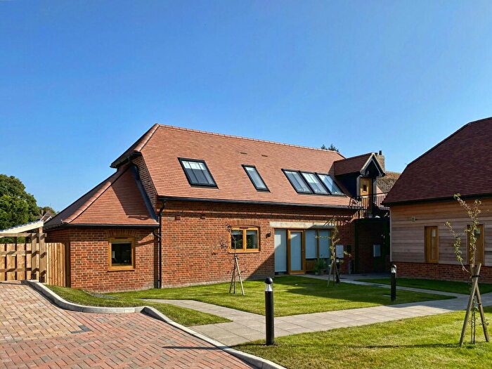 1 Bedroom Apartment To Rent In East Ilsley, Berkshire, RG20