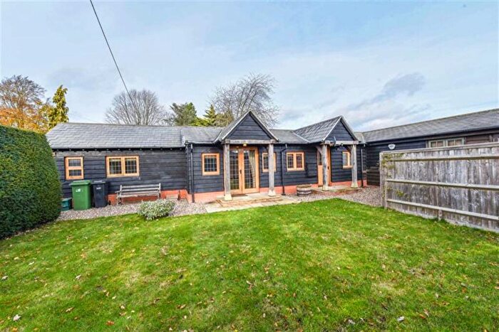 2 Bedroom Cottage To Rent In Reading Road, Cane End, Nr Reading, RG4