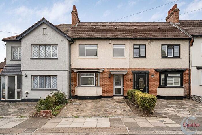 3 Bedroom Terraced House To Rent In Lister Gardens, Edmonton, N18