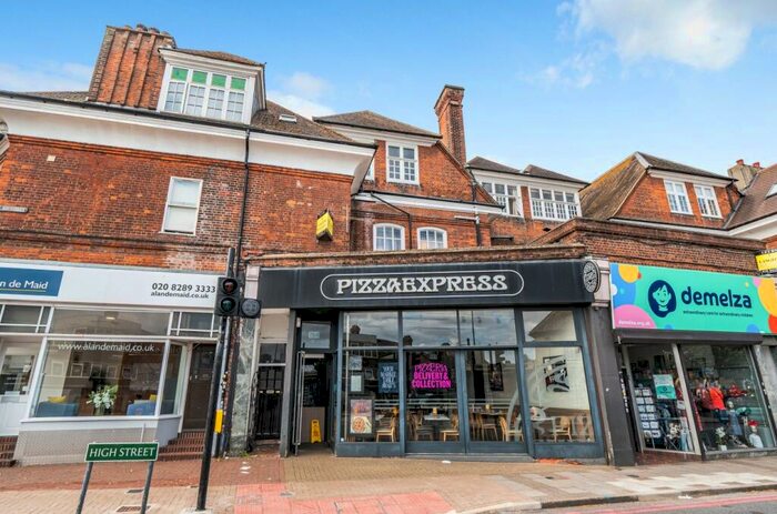 2 Bedroom Flat To Rent In High Street West Wickham, BR4