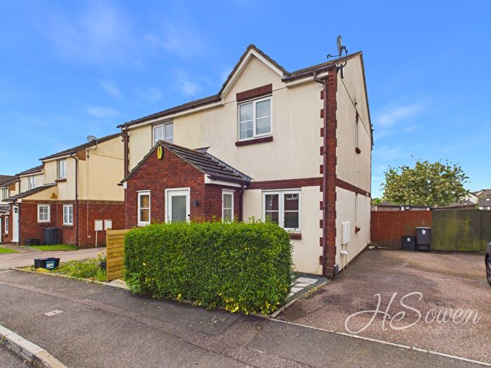 2 Bedroom Semi Detached House For Sale In Windward Road, Torquay, TQ2