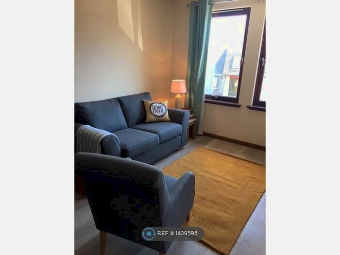 2 Bedroom Flat To Rent In Gairn Terrace, Aberdeen, AB10