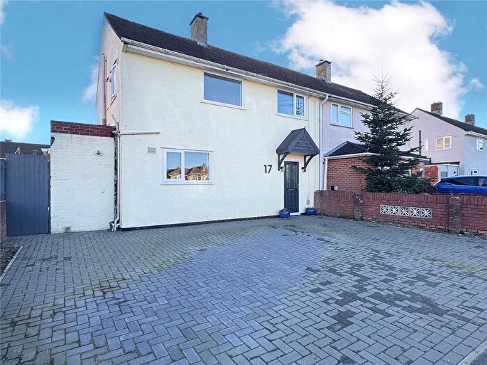 3 Bedroom Semi-Detached House For Sale In Dayshes Close, Gosport, Hampshire, PO13