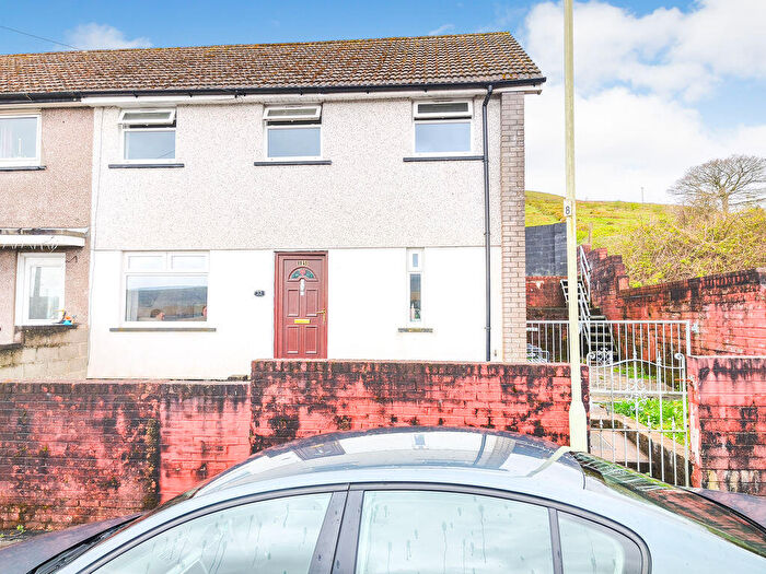 3 Bedroom Terraced House For Sale In Llewellyn Street, Tonypandy, CF40