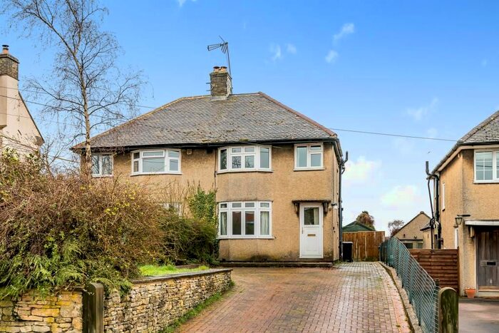 3 Bedroom Semi-Detached House To Rent In Chipping Norton, Oxfordshire, OX7