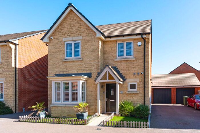 4 Bedroom Detached House For Sale In Aldiss Drive, Kingston Bagpuize, OX13