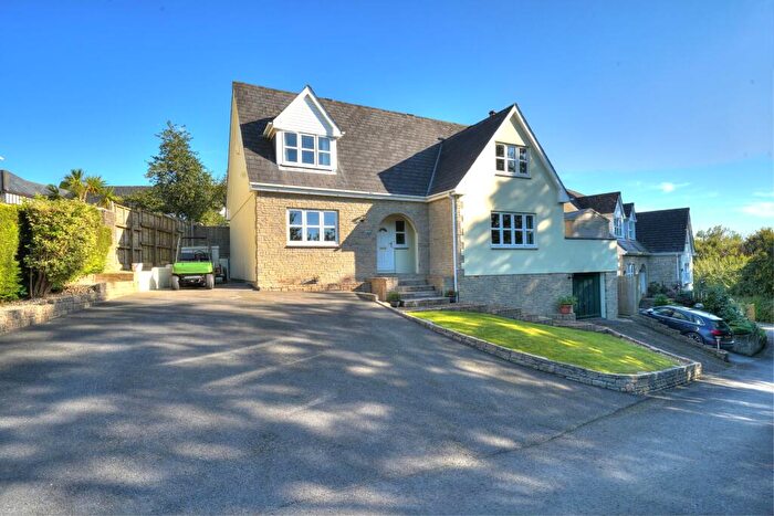 3 Bedroom Detached House For Sale In Fairways Drive, High Bickington, EX37
