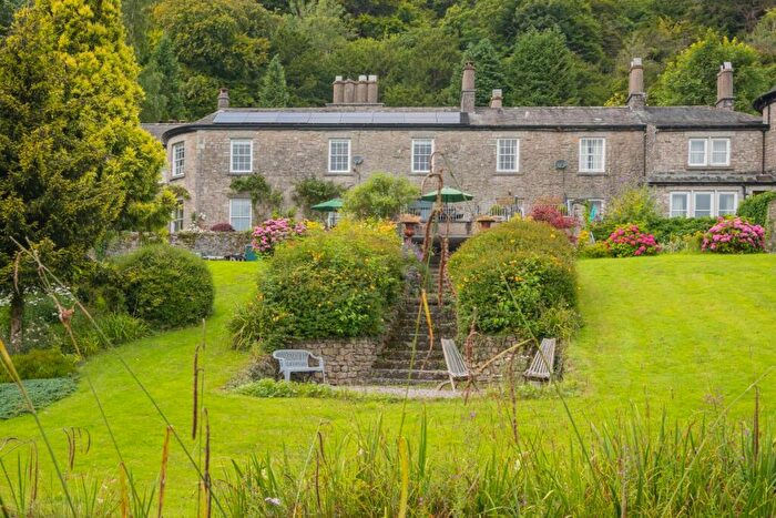 4 Bedroom Country House For Sale In Whitbarrow Lodge, Witherslack, Lake District, LA11