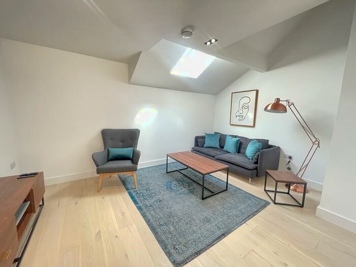 2 Bedroom Town House To Rent In South King St, City Centre, M2