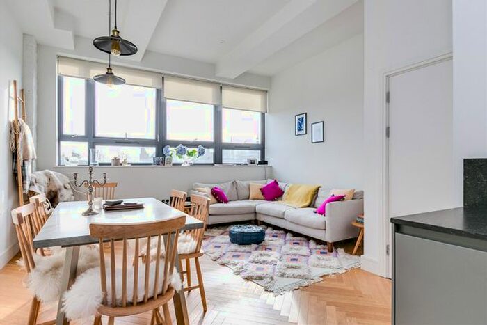 1 Bedroom Flat To Rent In Atalanta Street, Bishops Park, SW6