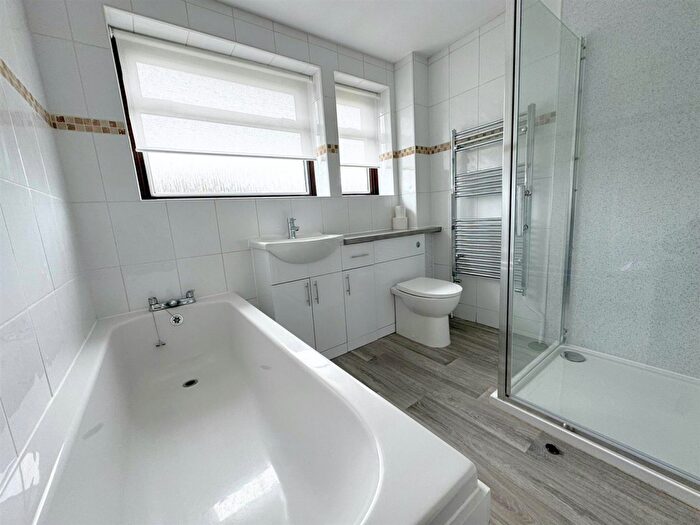 3 Bedroom House To Rent In Spot Lane, Bearsted, Maidstone, ME15