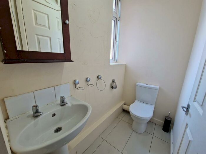 11 Bedroom Flat To Rent In Mitford Street, Stretford, Manchester, M32