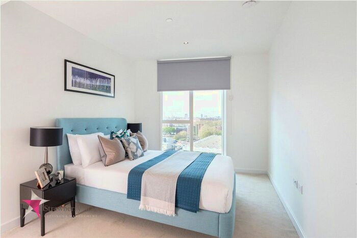 1 Bedroom Flat To Rent In Sky Gardens, Wandsworth Road, London, SW8
