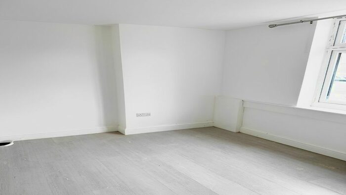 1 Bedroom Flat To Rent In St. Marys Road, Ilford, IG1