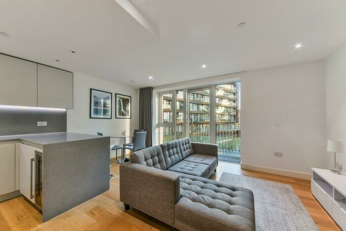 1 Bedroom Flat To Rent In Admiralty House, London Dock, Wapping, E1W