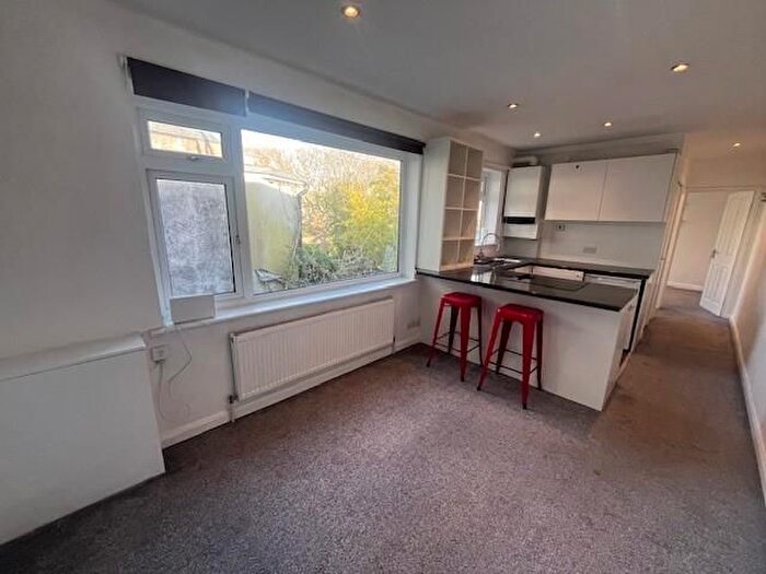 1 Bedroom Flat To Rent In Egremont Place, Brighton, BN2