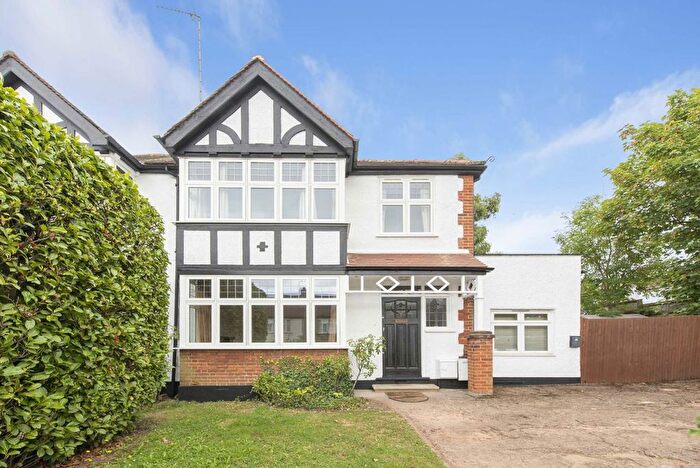 3 Bedroom Semi-Detached House To Rent In Netherlands Road, New Barnet, Barnet, EN5