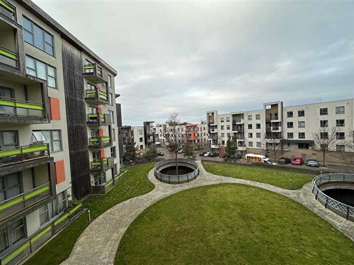 2 Bedroom Flat To Rent In Glenalmond Avenue, Cambridge, CB2