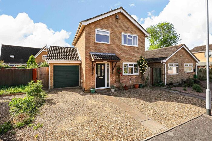 3 Bedroom Detached House For Sale In Abbott Close, Brampton, PE28