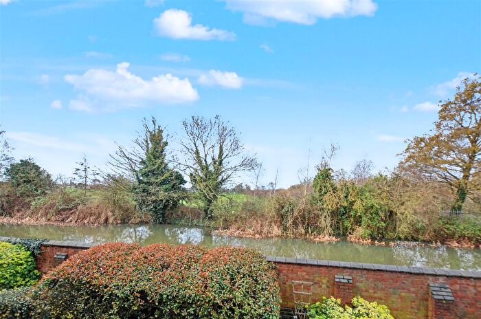 1 Bedroom Flat For Sale In Tamworth Road, Long Eaton, NG10