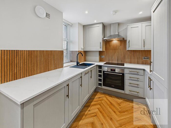 2 Bedroom Flat To Rent In Laburnum Street, Pudsey, Leeds, LS28