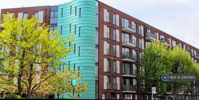 2 Bedroom Flat To Rent In Evelyn Street, London, SE8